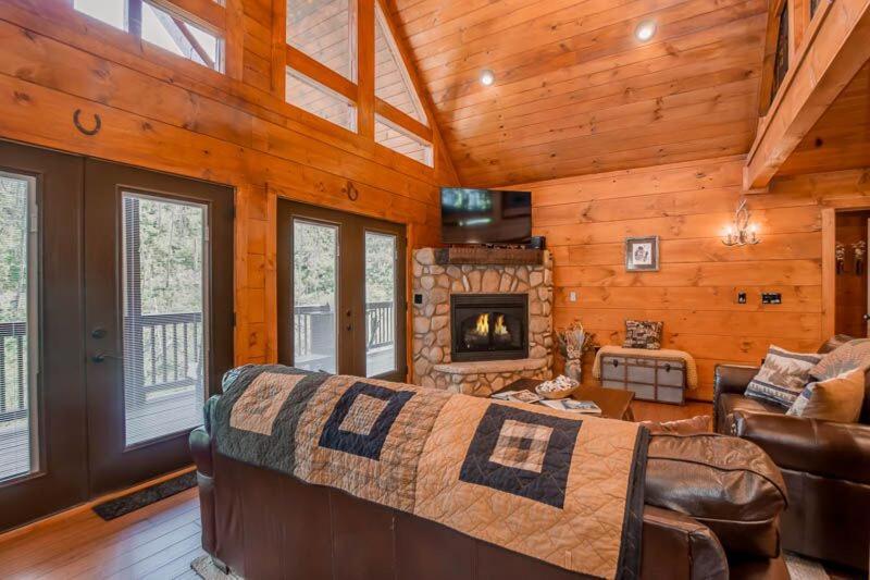 The Buckhorn By Stony Brook Cabins Gatlinburg Exterior photo