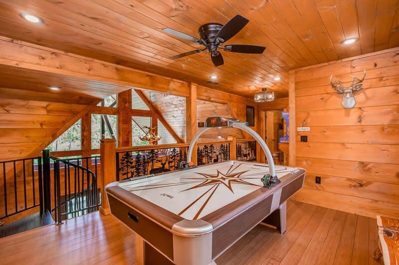 The Buckhorn By Stony Brook Cabins Gatlinburg Exterior photo